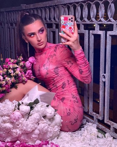 Дина Саева