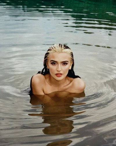Дина Саева