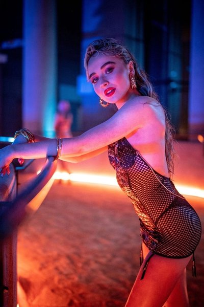 Сабрина Карпентер