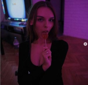 Вика Меднис (xMednisx)