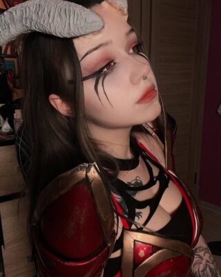 Лера Морфи (morphe_ya)