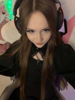 Даша (Dasha228play)
