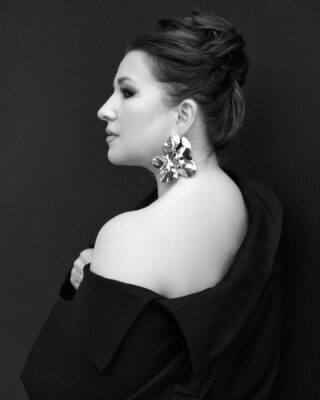 Елена Муравьева
