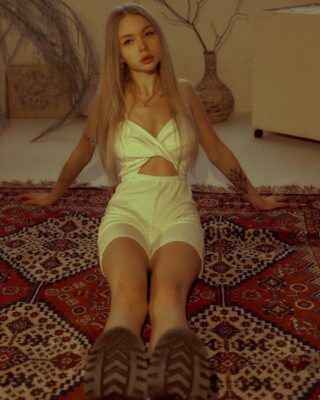 Ангелина (Amlolliii)